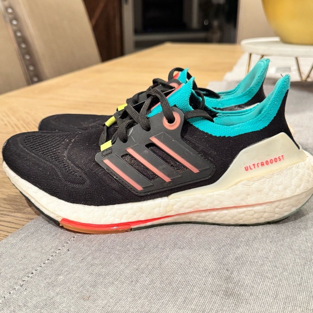 Adidas UltraBoost 22 Shoes Black-Turbo Mint Rust mens 5.5